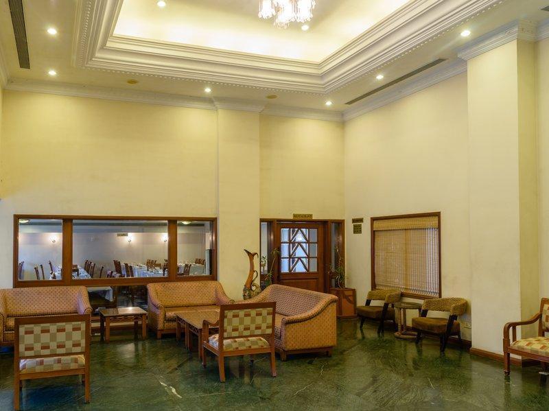 棕榈凯艺酒店 Gāndhīdhām 外观 照片